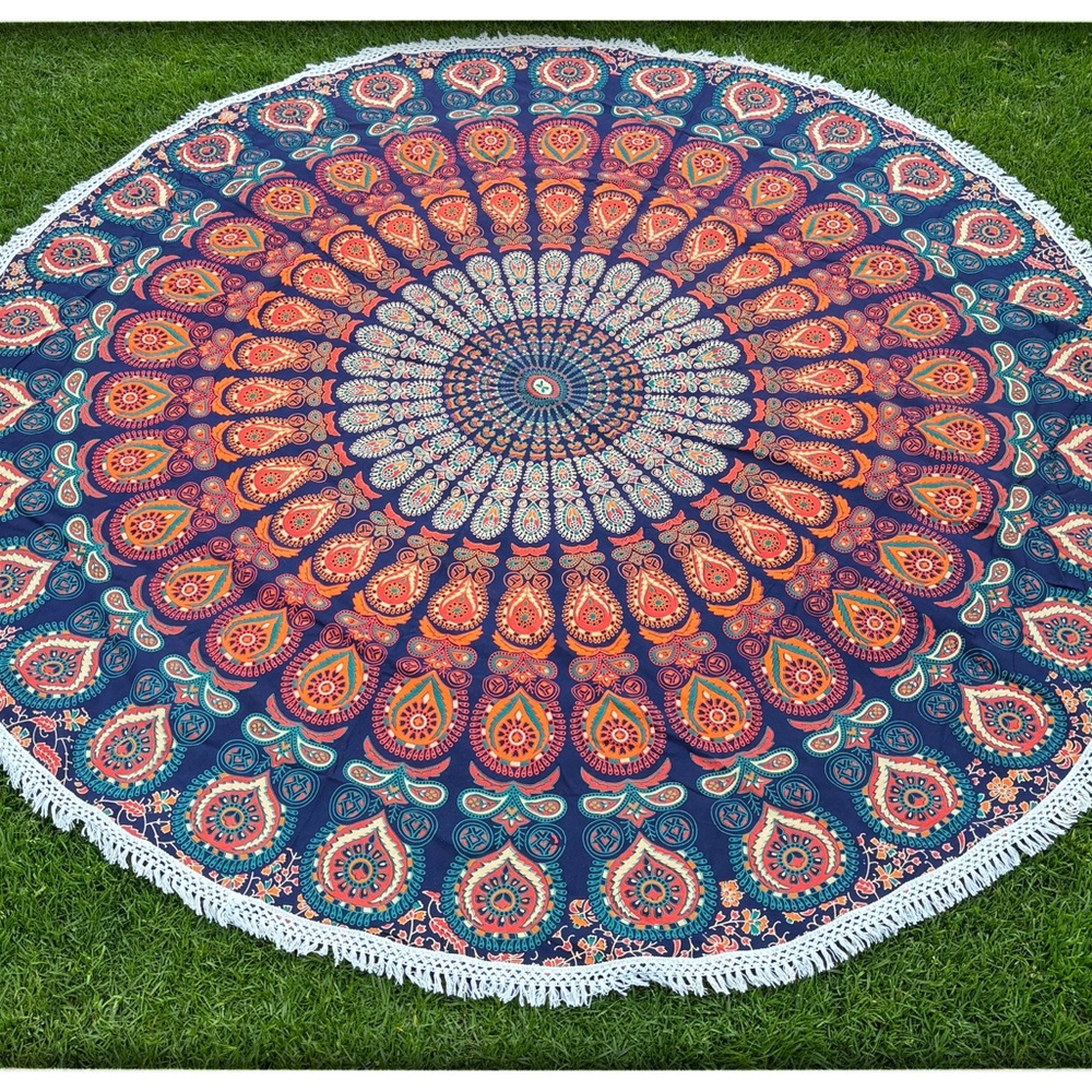 Roundie - Picture 5 of 8